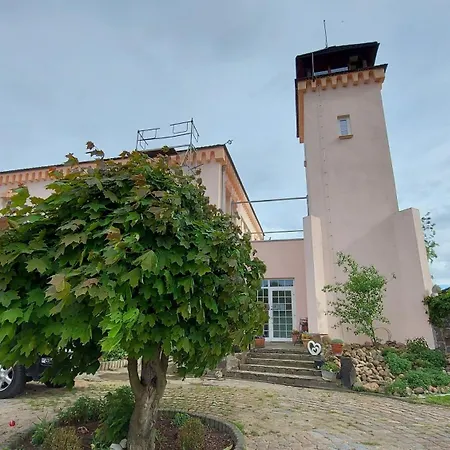 Apartment In Ruhiger Lage *